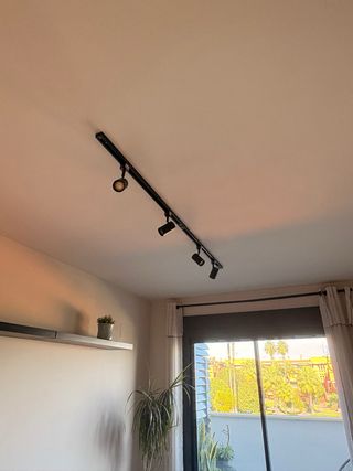 Carril focos orientable negro 4 luces