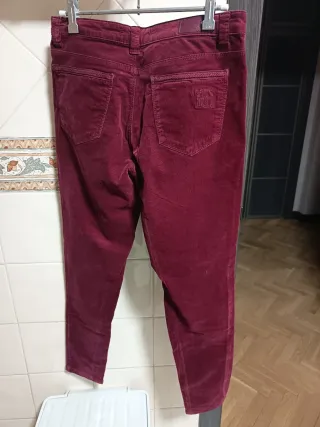 Pantalón pana fina Pedro del Hierro granate