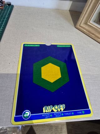 Overlay hecho a mano para Vectrex Rip Off