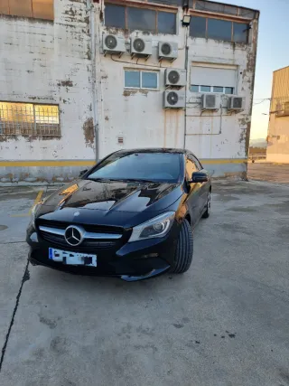 Mercedes-Benz Clase CLA 2015