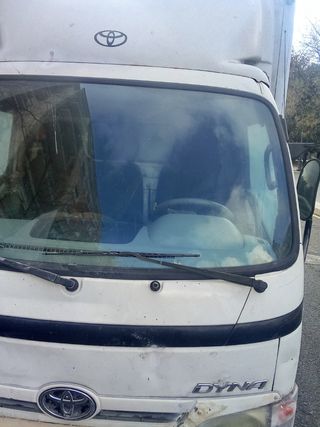 Toyota Dyna L 2010