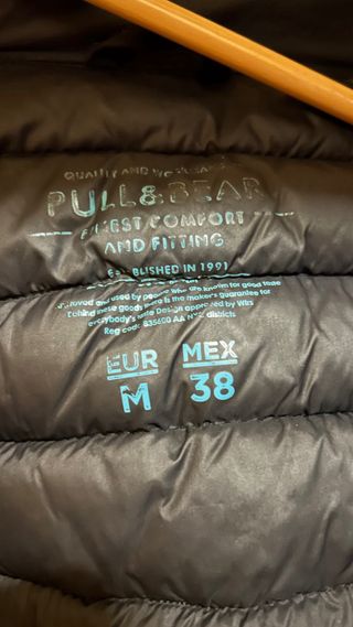 Cazadora acolchada Pull&Bear Negra Talla M