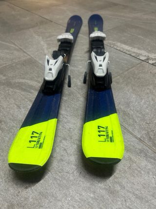 Esquís Wedze 117 azul marino y amarillo