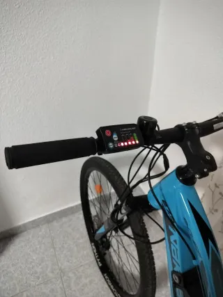 Bici Eléctrica Azul