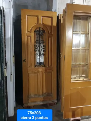 Puerta madera maciza 75x203