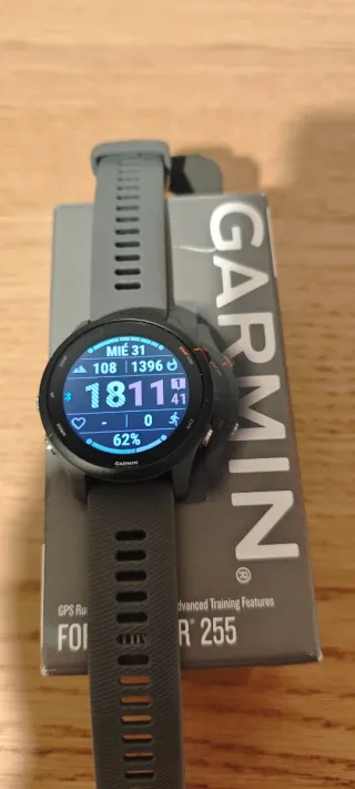 Garmin Forerunner 255 Gris