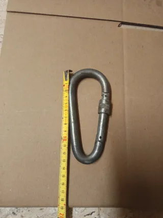 Mosquetón de seguridad metálico