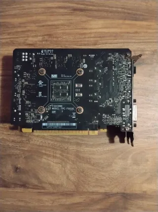 GTX 1650 Super 4GB GDDR6 – Gaming 1080p – HP