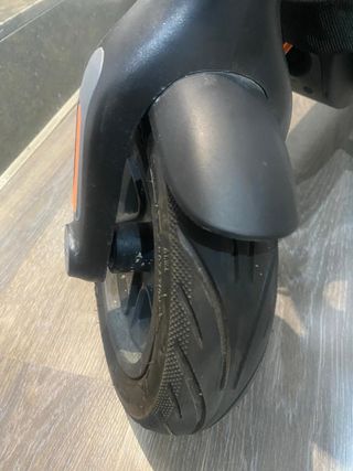 Patinete Eléctrico Ninebot Segway+ Casco y Candado