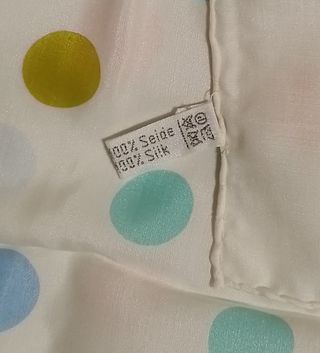 Foulard bianco pois colorati