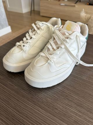 Zapatillas New Balance Blancas y Verdes
