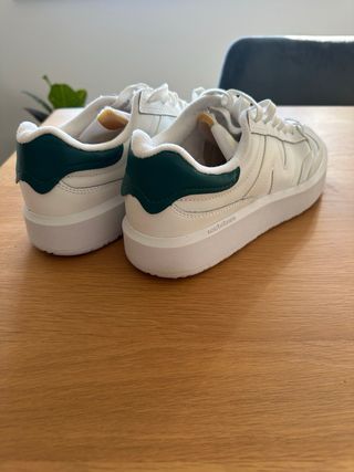 Zapatillas New Balance Blancas y Verdes