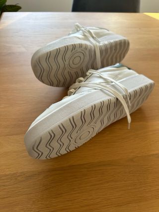 Zapatillas New Balance Blancas y Verdes