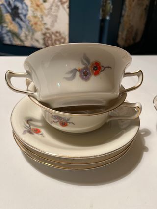 2 Tazas de consomé Bavaria KPM y 1 de regalo