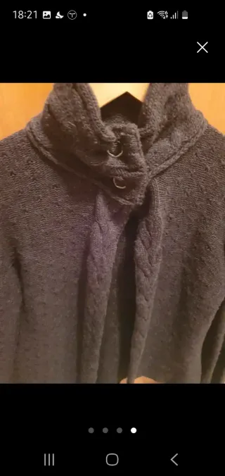 Chaqueta corta de lana gris