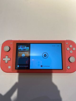 Nintendo Switch Lite edizione Animal Crossing