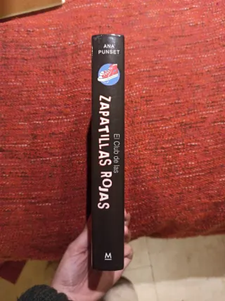 El club de las zapatillas rojas