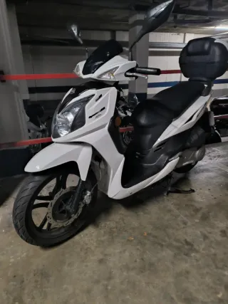 Sym SYMPHONY SR blanca