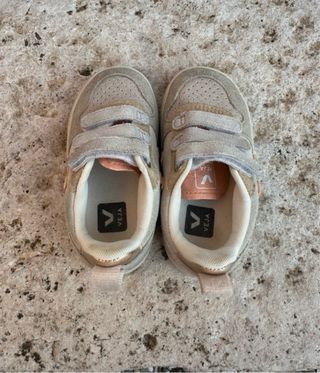 Veja shoes kids size 24 / Veja scarpe bambina