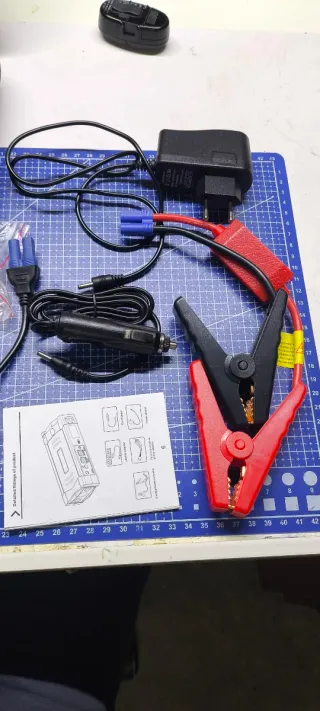 Arrancador de Coche Portátil