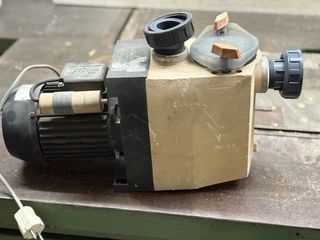 Piscina desmontable con depuradora y escalera