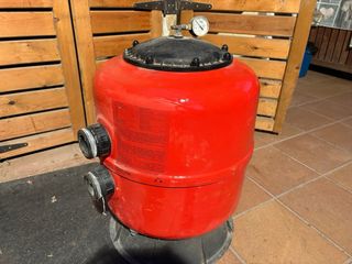 Piscina desmontable con depuradora y escalera