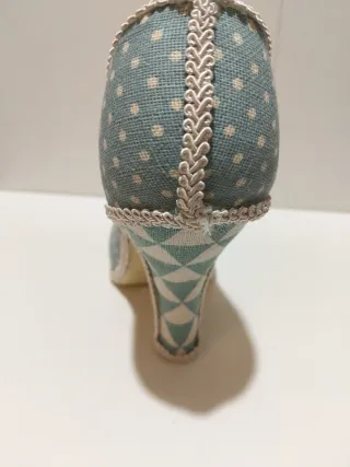 Joyero zapato tacón azul-verdoso y beige