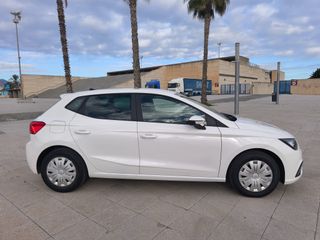 SEAT Ibiza 2022 1.0 MPI 80 CV IMPECABLE ESTADO