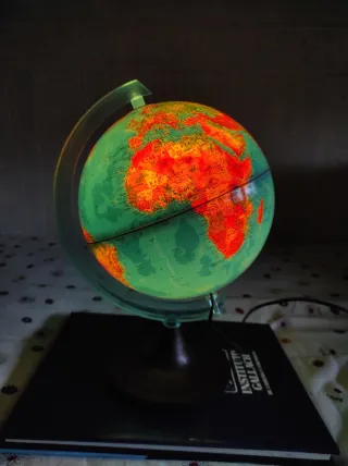 Globo Terráqueo Vintage Iluminado