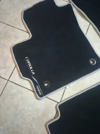 Tappetini Toyota Corolla Hybrid 1.8 SW