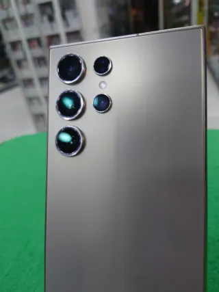 Samsung Galaxy S24 Ultra 256GB Plata