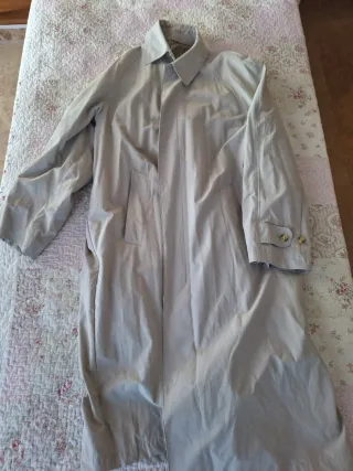 Gabardina Zara Beige Talla NB