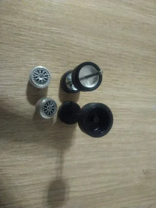 Llantas Slot Aluminio y Plástico