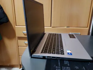 Portátil Acer Plata