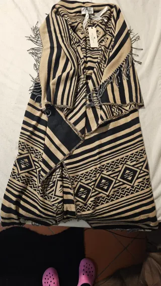 Mantella rebel queen  by Liu Jo etnica beige e ner