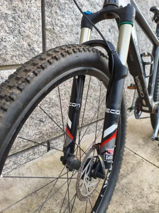 Bicicleta Orbea Alma Carbono 26"