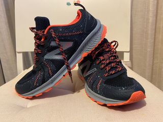 Zapatos New Balance T590v4 Talla 38