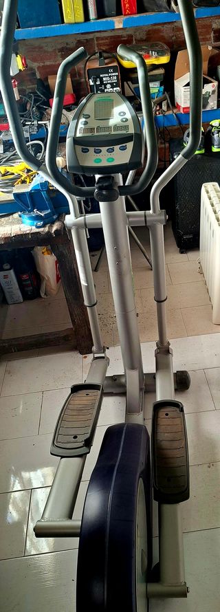 Bicicleta Elíptica Tunturi C6