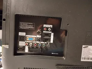 Samsung LE26B450C4W TV 26