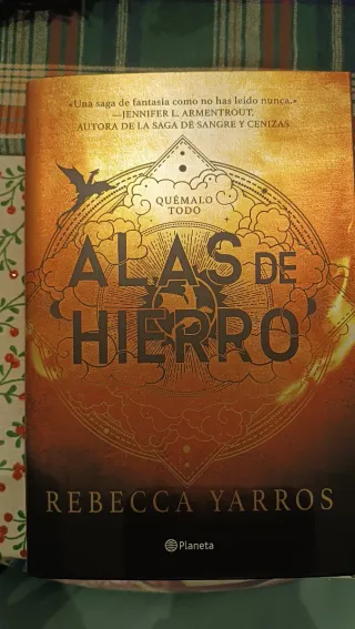 Empíreo 1° edición: alas de sangre, hierro y ónix