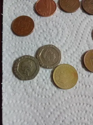 Lote de monedas variadas