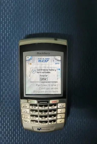 BlackBerry 7100g Plata