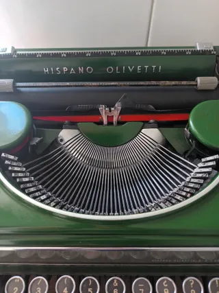 Máquina de Escrever Olivetti Studio 46 Verde