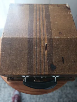 Máquina de Escrever Olivetti Studio 46 Verde