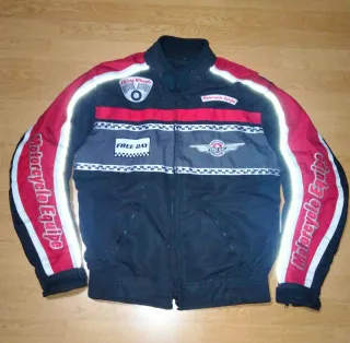 Chaqueta moto y casco de regalo