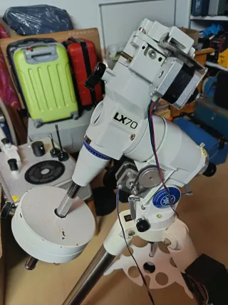 Telescopio Sky-Watcher 150/750 EQ5 con picgoto