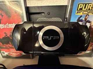 Sony PSP Nero + 3 Giochi + Caricatore