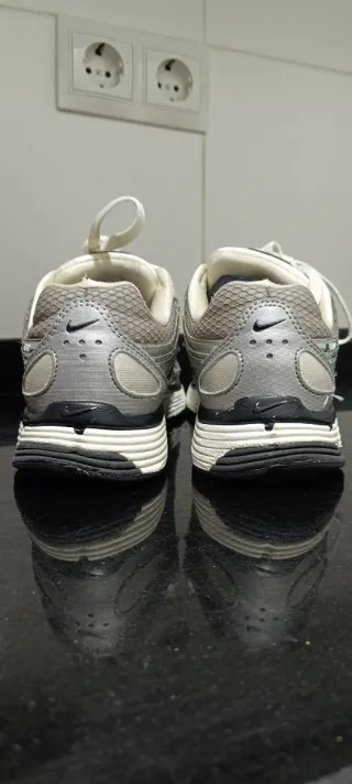 Zapatillas Nike Bowerman Series Talla 38 Plata