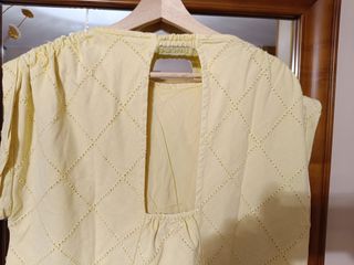 Blusa-vestido amarillo Free People Talla M