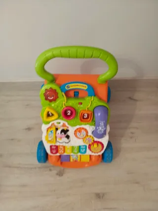 Andador infantil musical y de actividades